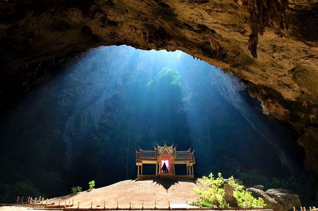 Phraya-Nakhon-cave-Thailand