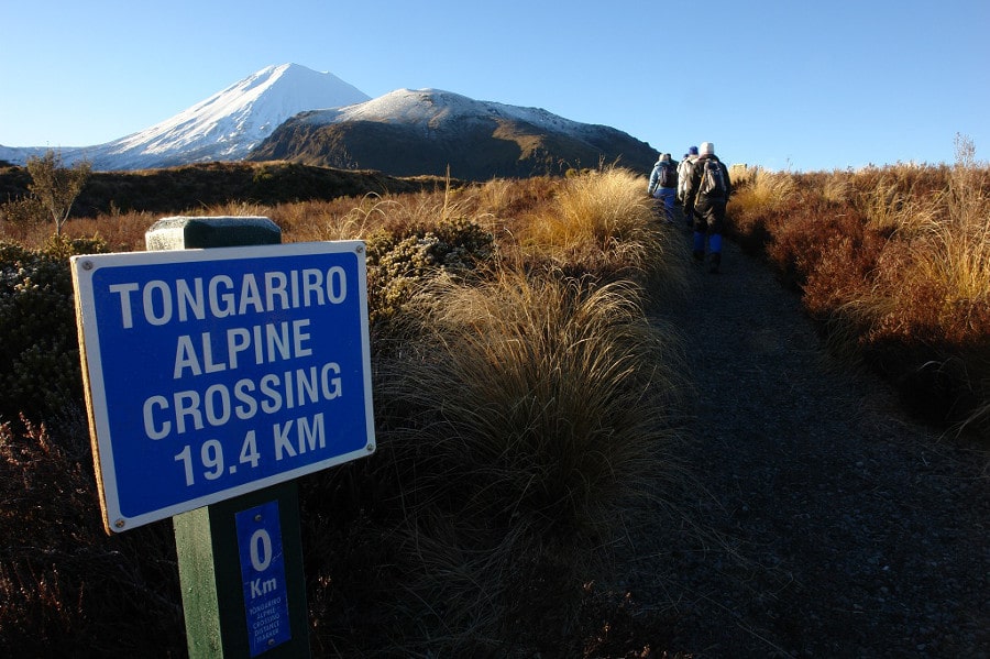 adventures-tongariro-crossing-1a