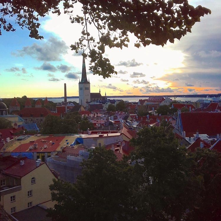 Tallinn$