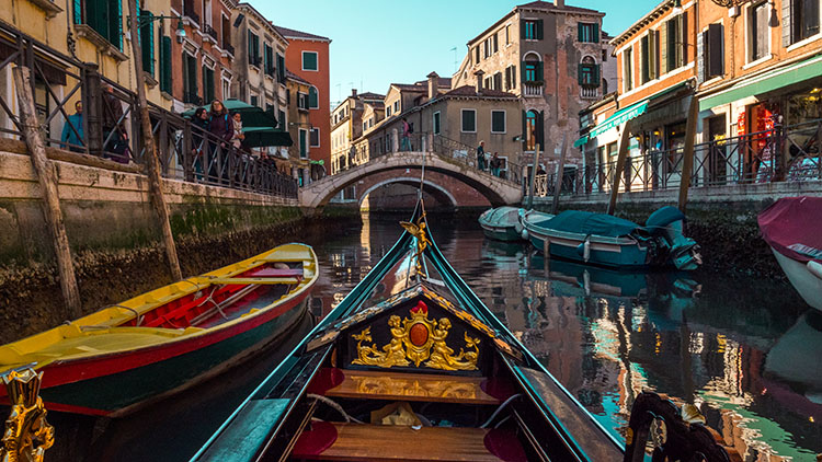 Les balades en gondole, l'attraction phare de Venise