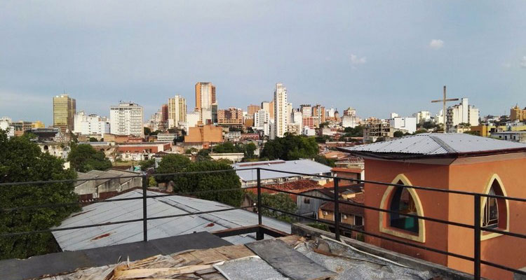 les dessus de la capitale: Asuncion - Vivre au Paraguay
