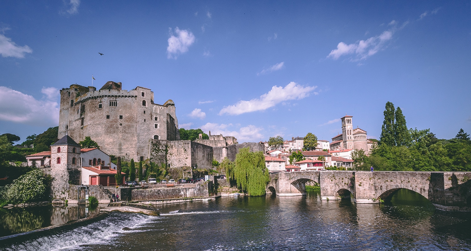 Clisson, la ville qui devient la capitale du métal pendant une semaine avec le Hell Fest