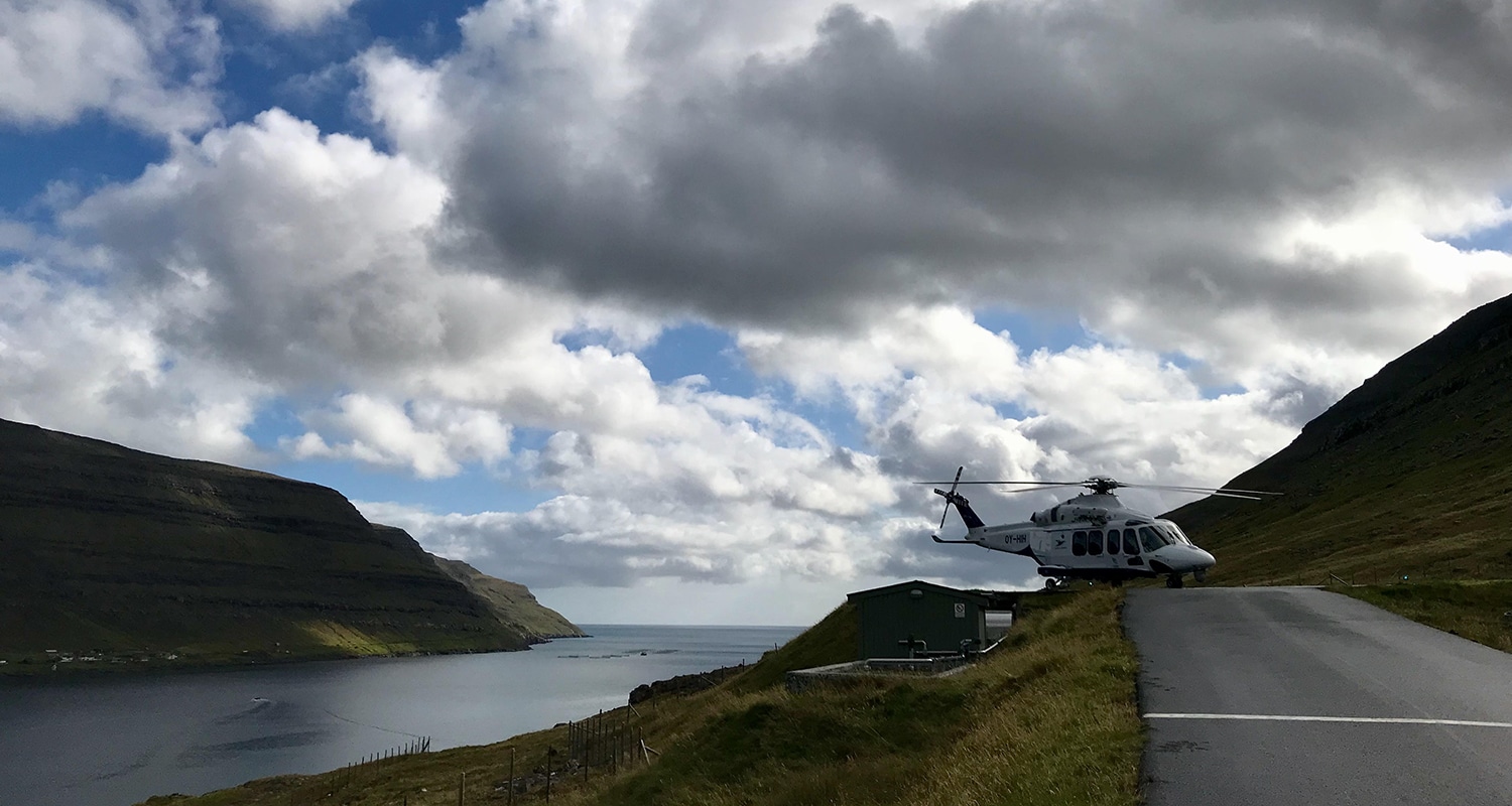 L’hélicoptère sur les îles féroé