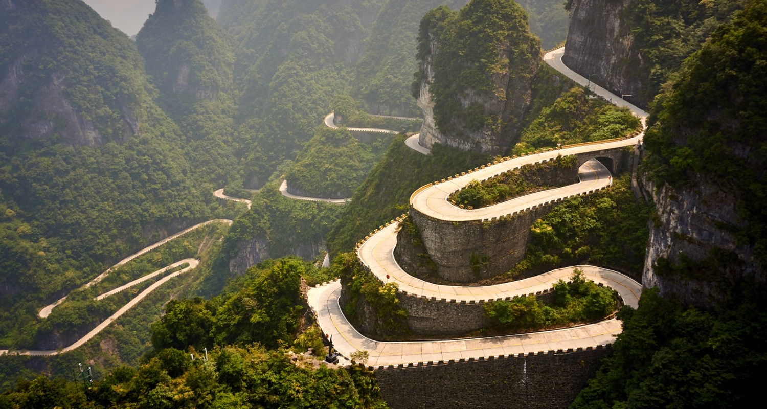 Les plus belles routes du monde - la route de Tianmen dans les montagnes