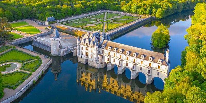 la ville aux belles tours