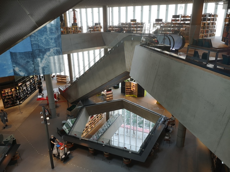 Bibliothèque à Oslo