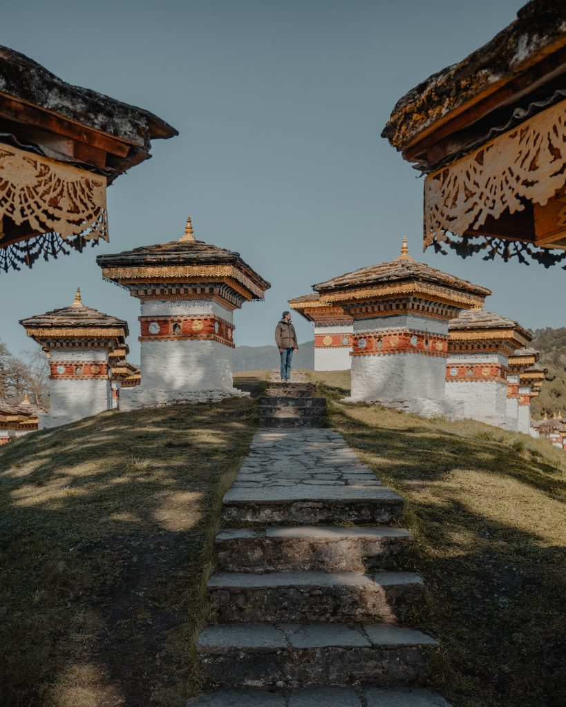 Les stupas du col de Dochula, sur la route entre Thimphu et Gangtey